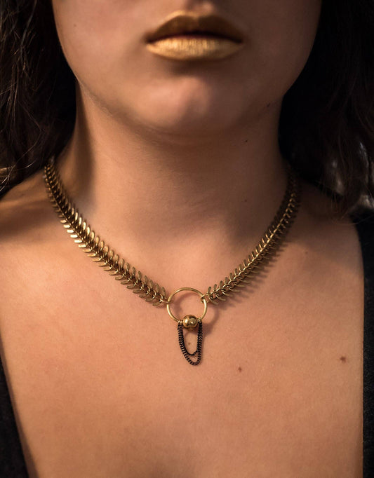 LUXX Gold Fishbone Choker