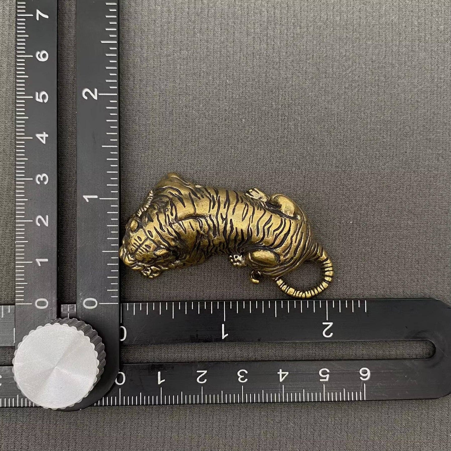 Tiger Brass Crafts Desktop Ornaments Decoration