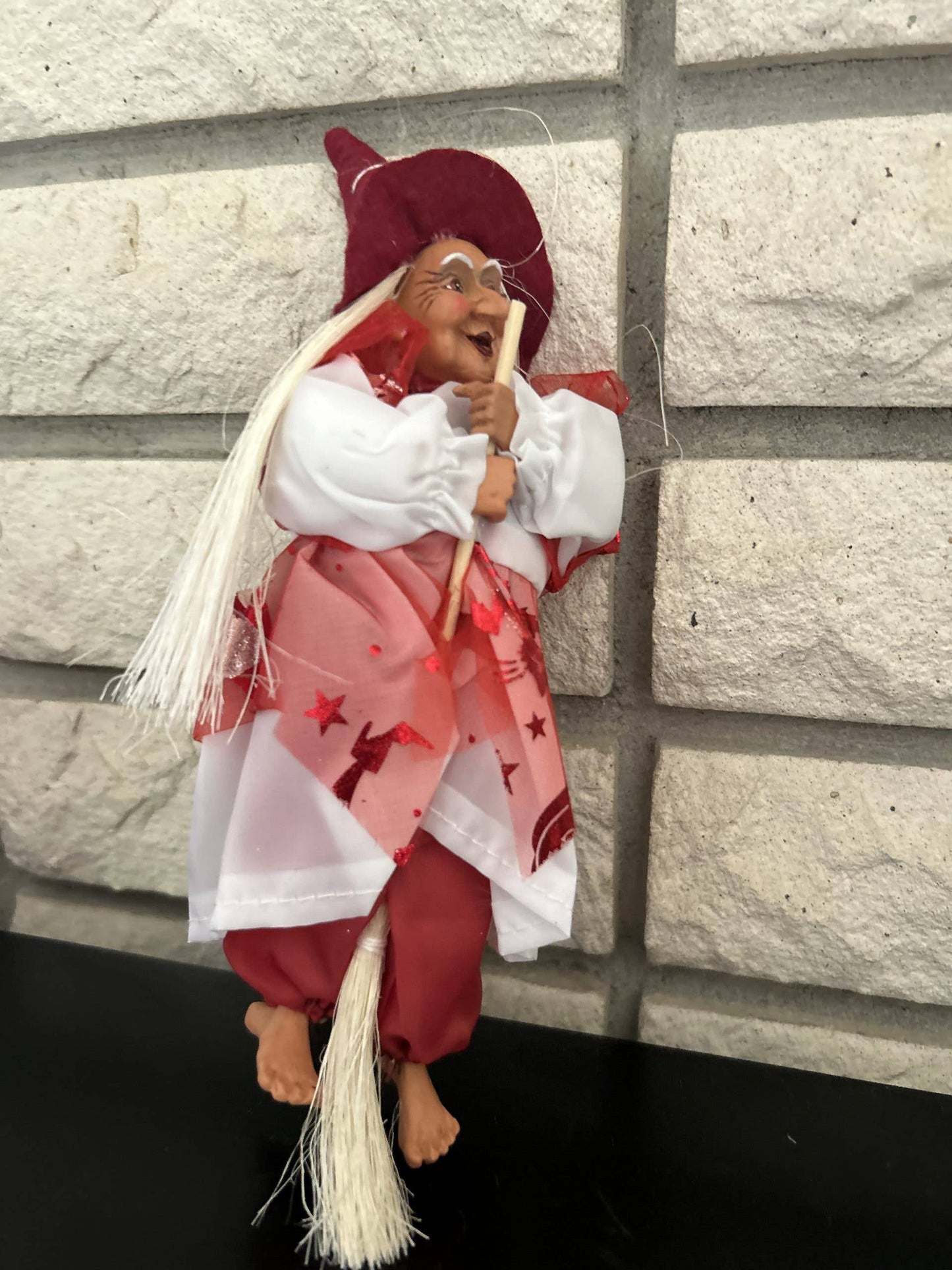 Decorative Kitchen Witch Cordelia