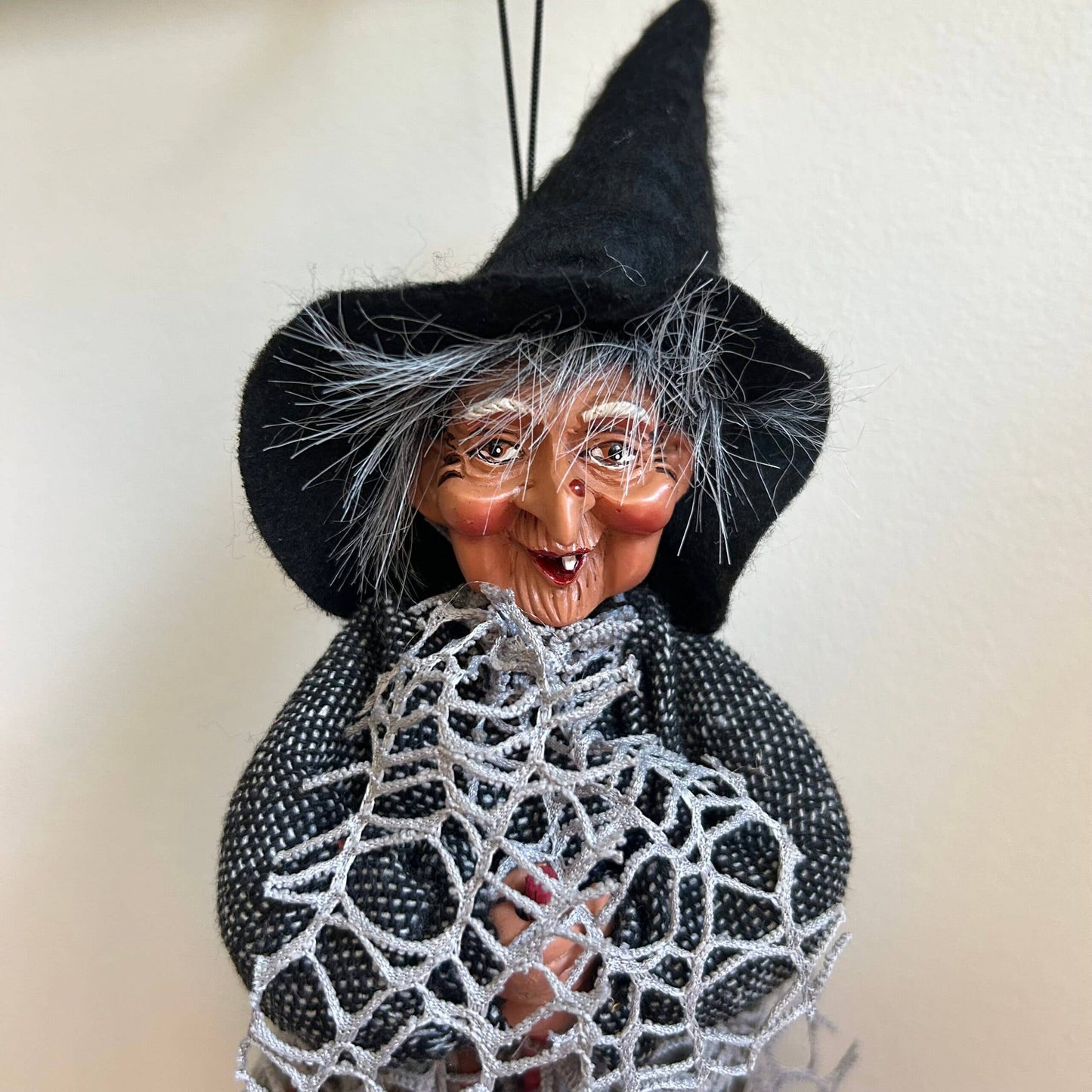 Decorative Kitchen Witch Isadora grey