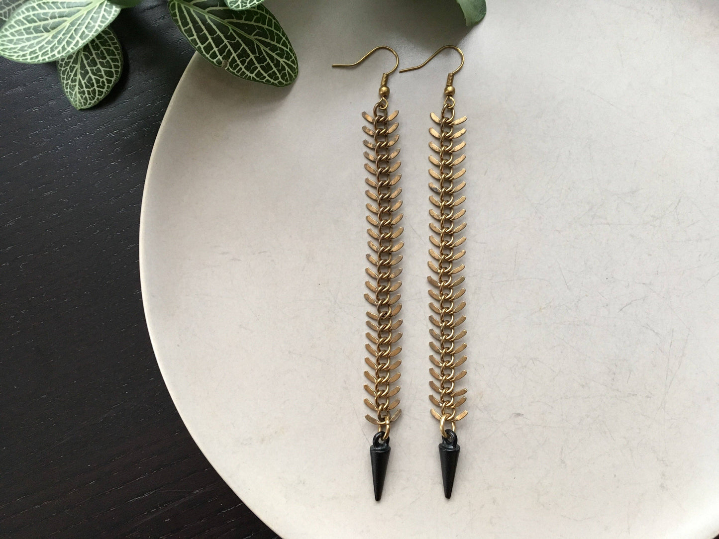 LUST Gold Fishbone Earrings