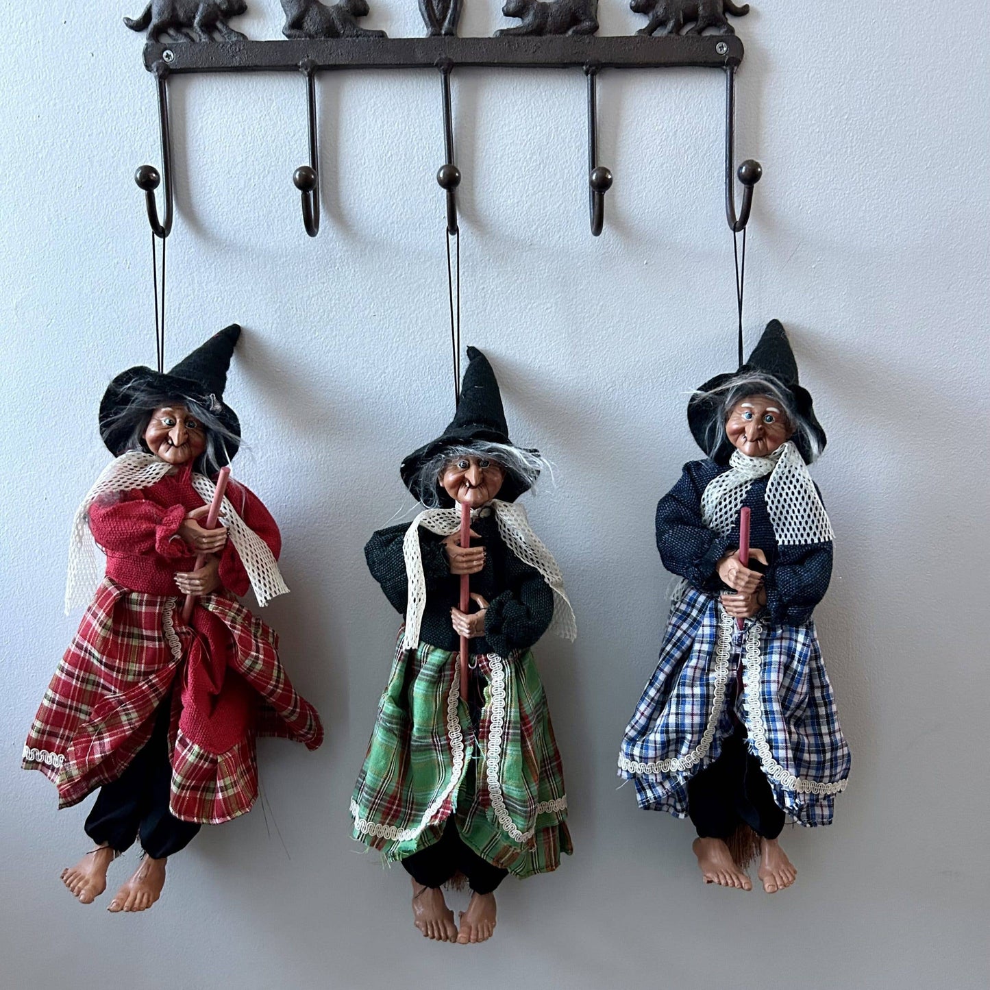 Decorative Kitchen Witch Ziafi green