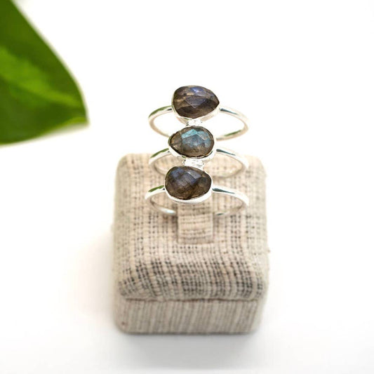 Sterling Silver Labradorite Bar Ring