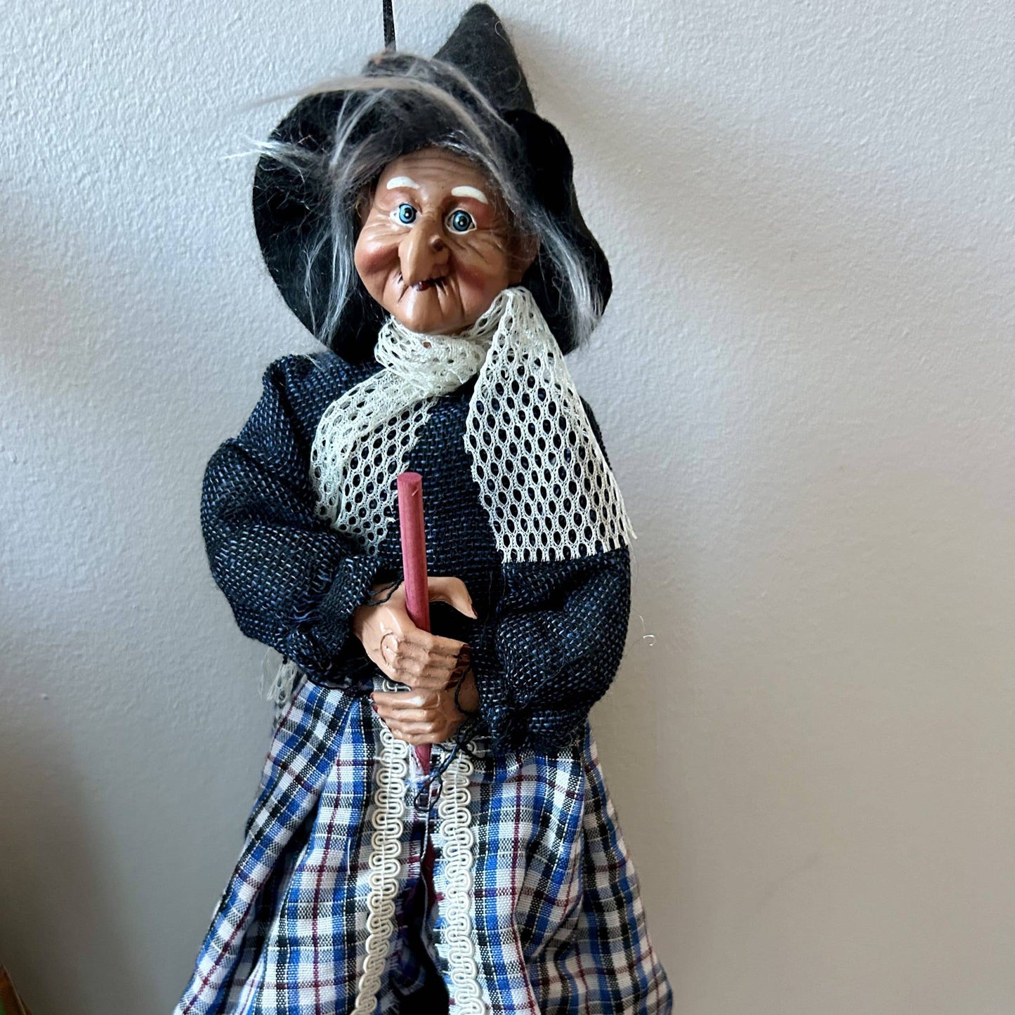 Decorative Kitchen Witch Ziafi blue