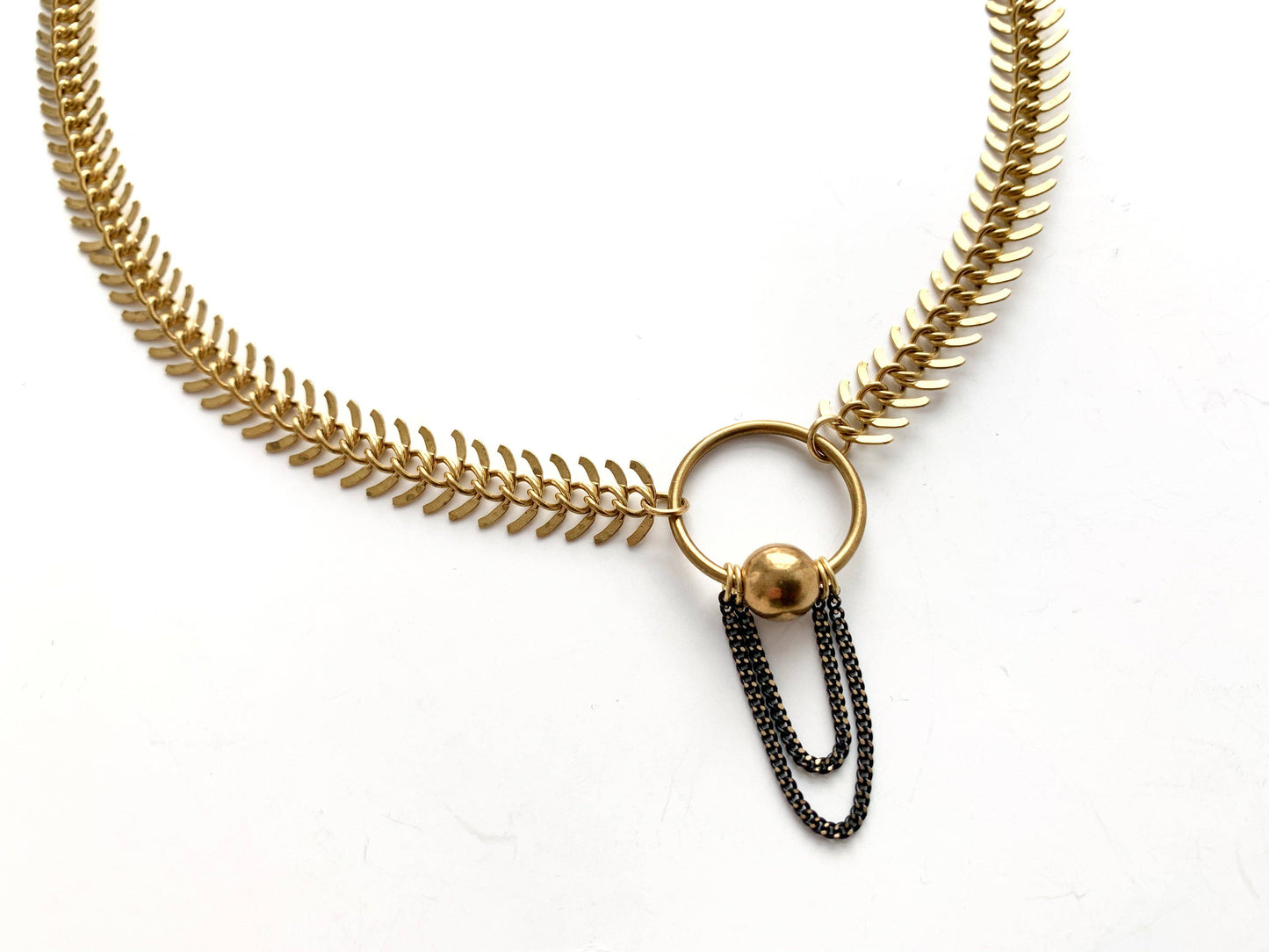 LUXX Gold Fishbone Choker