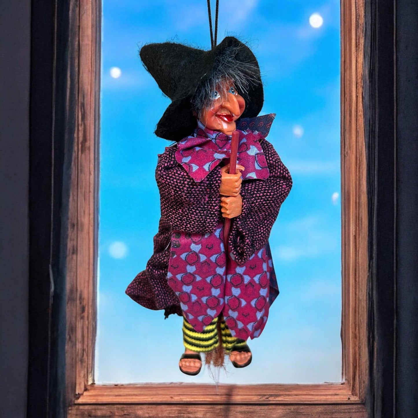 Decorative Kitchen Witch Johanna purple