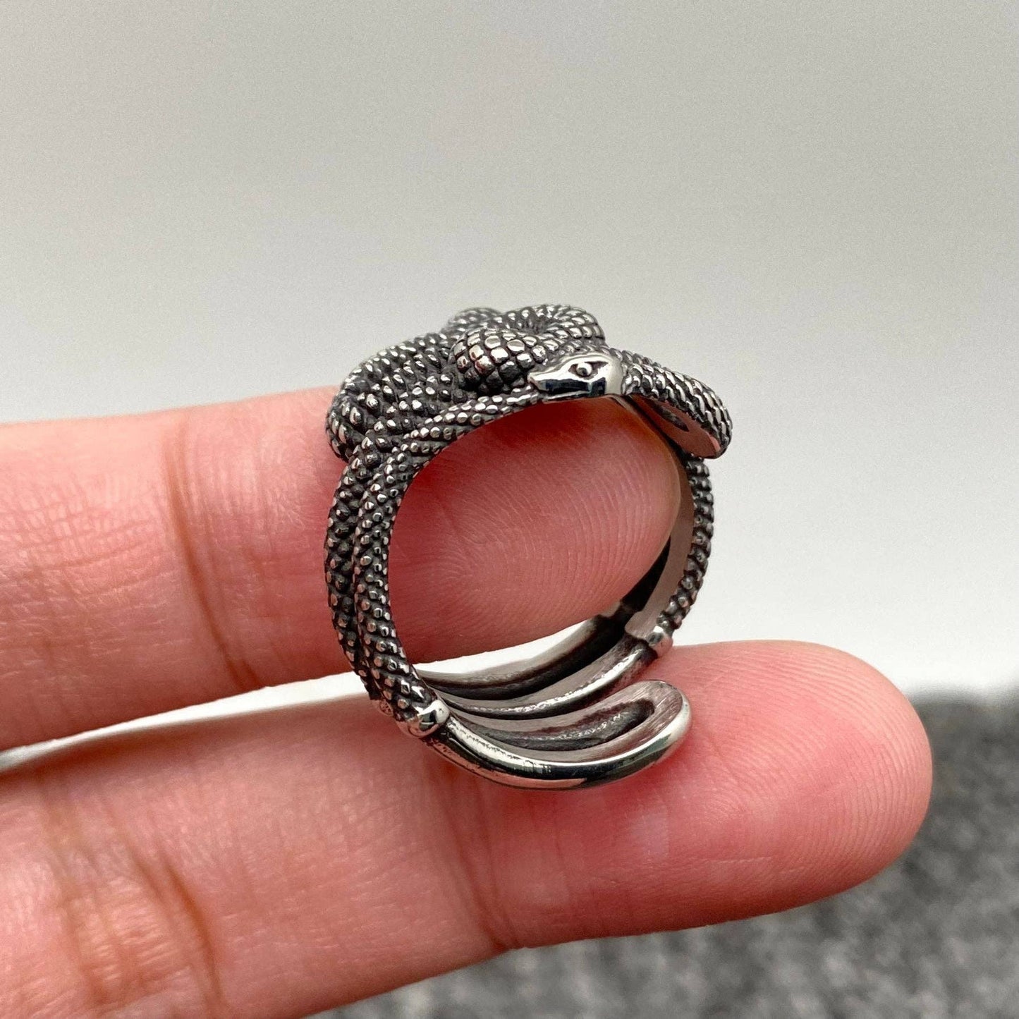 Stainless Steel Double Snake Winding Ring - MR