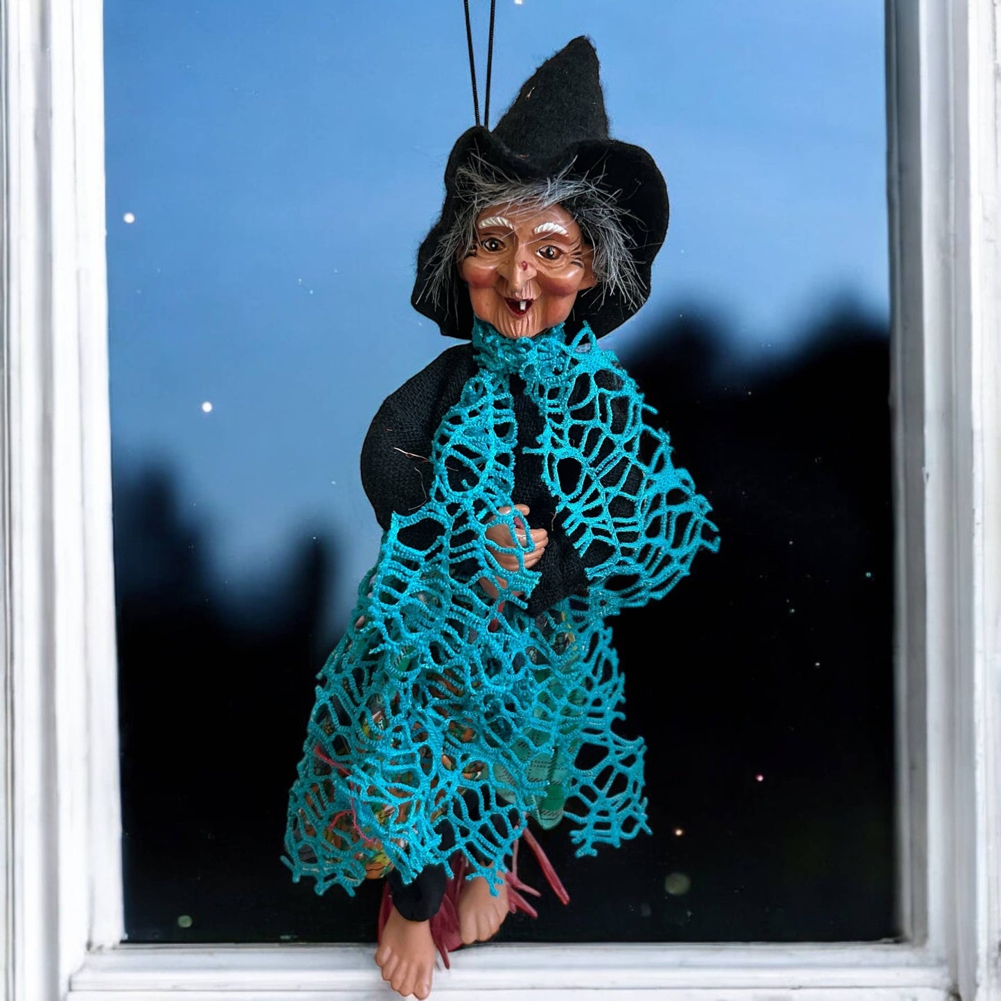 Decorative Kitchen Witch Isadora teal