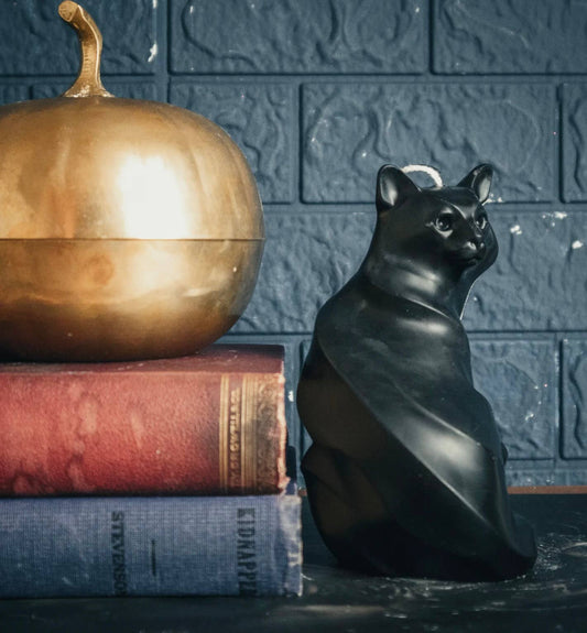 BLACK CAT CANDLE | PILLAR