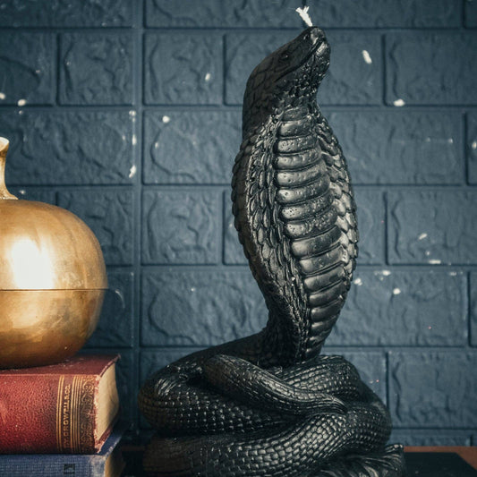 COBRA CANDLE | PILLAR
