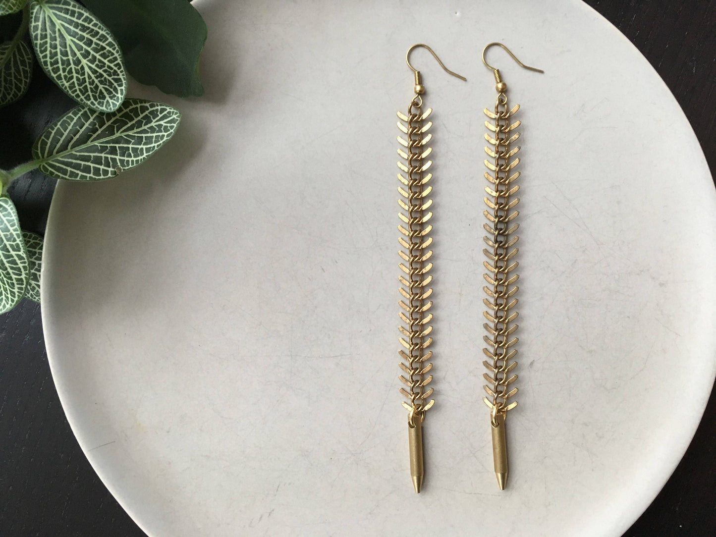 LUST Gold Fishbone Earrings