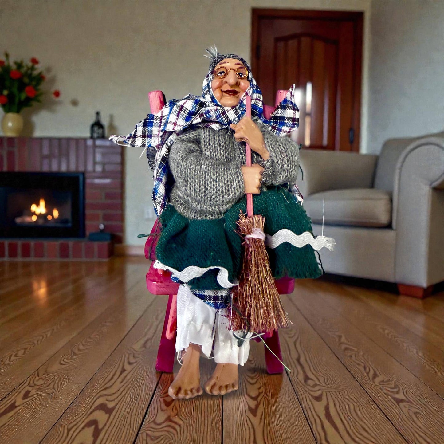 Decorative Kitchen Witch Irma grey