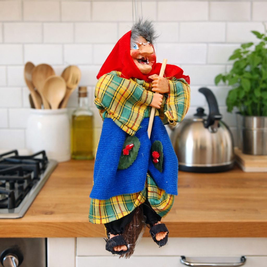 Decorative Kitchen Witch Aretha blue